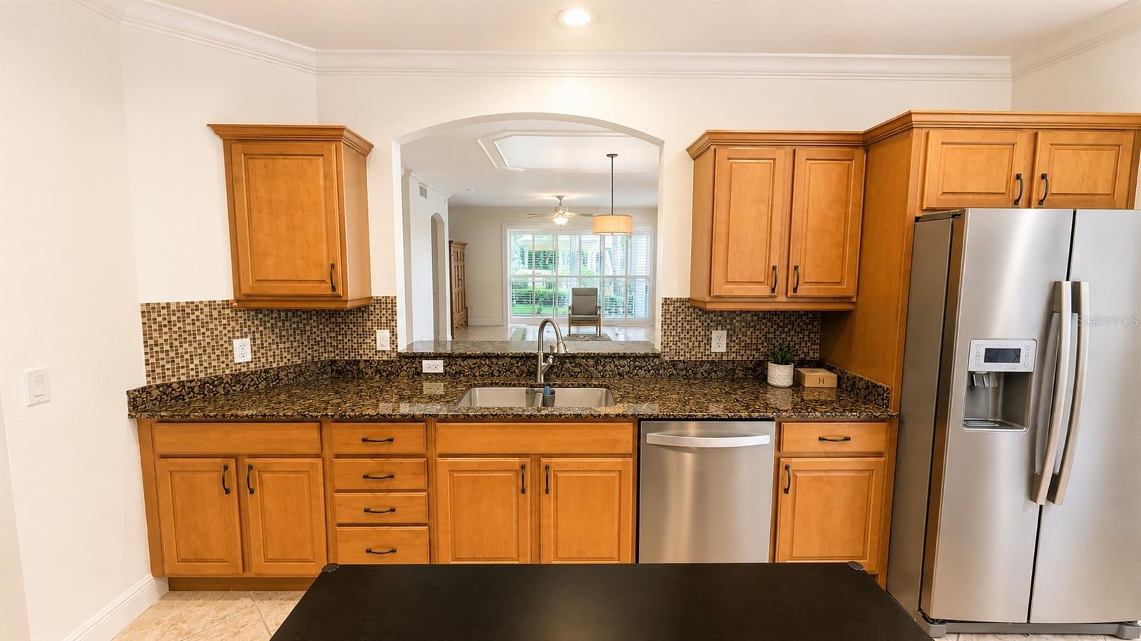 6552 MOORINGS POINT CIR #102, LAKEWOOD RANCH, FL — photo 8