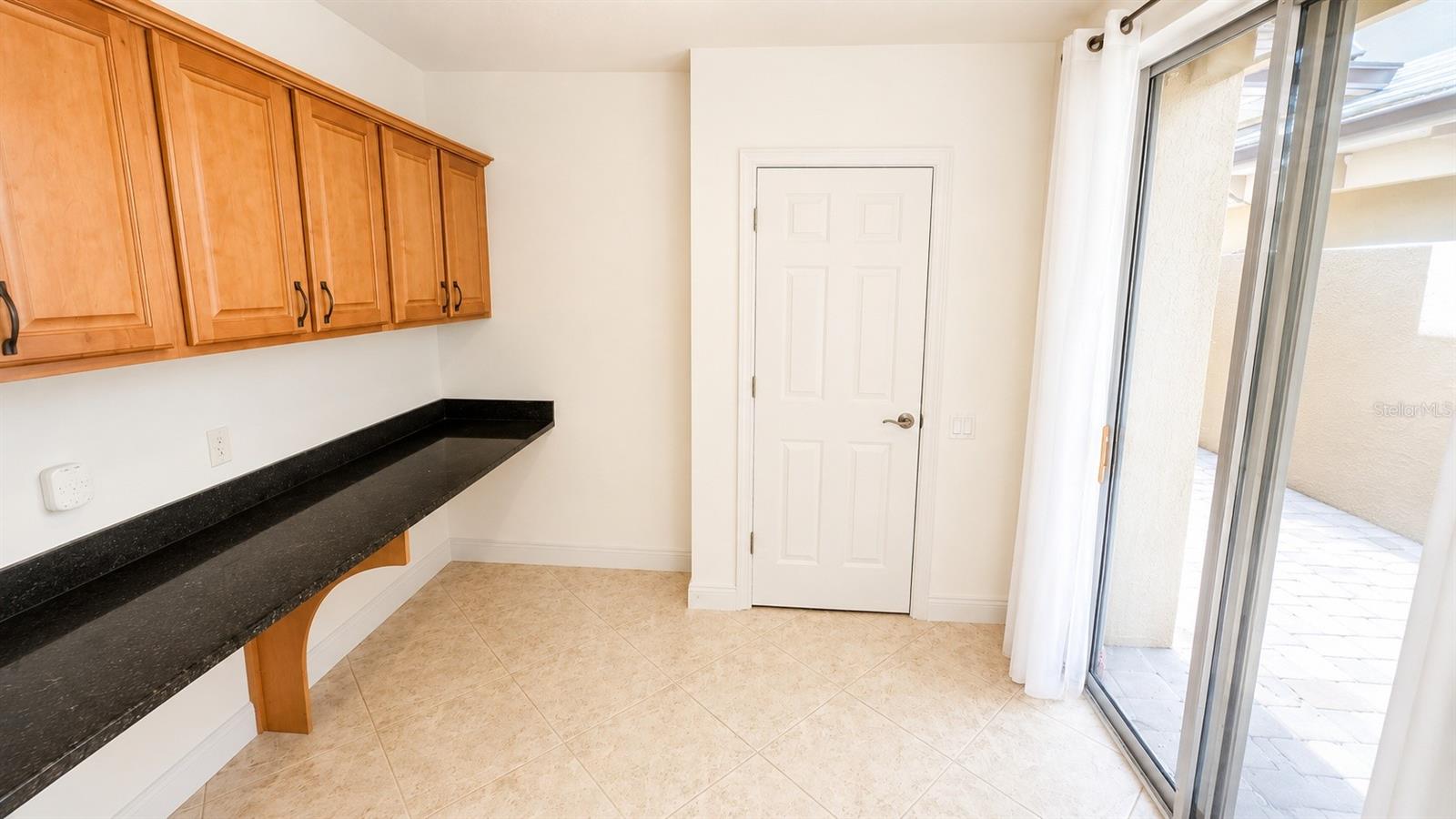 6552 MOORINGS POINT CIR #102, LAKEWOOD RANCH, FL — photo 12