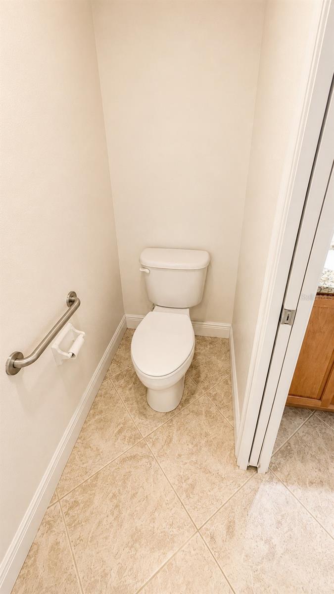 6552 MOORINGS POINT CIR #102, LAKEWOOD RANCH, FL — photo 23