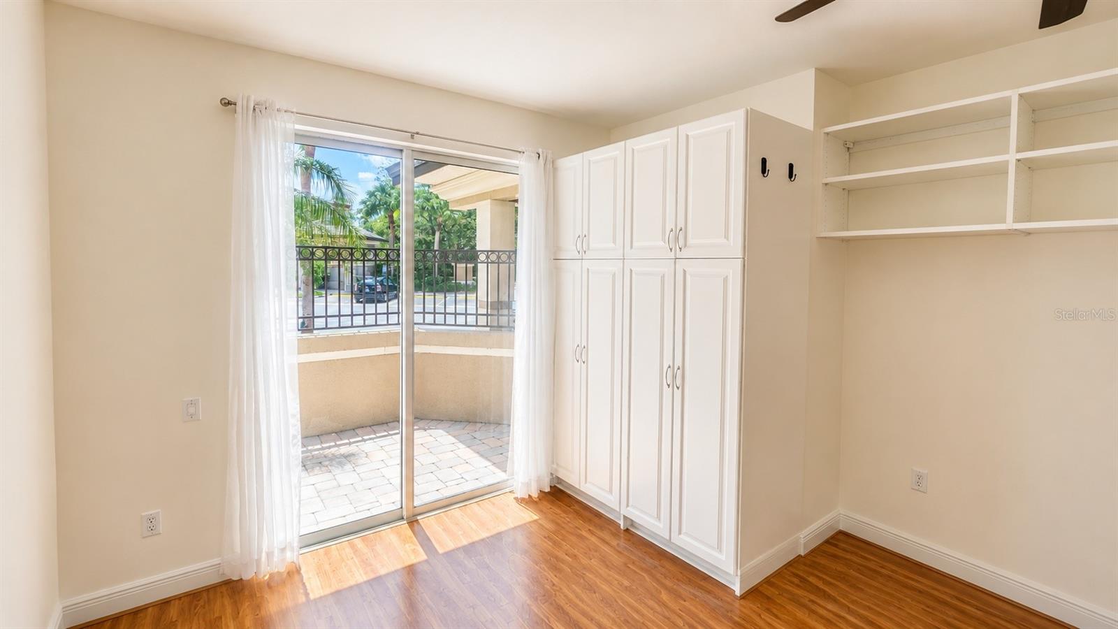 6552 MOORINGS POINT CIR #102, LAKEWOOD RANCH, FL — photo 29