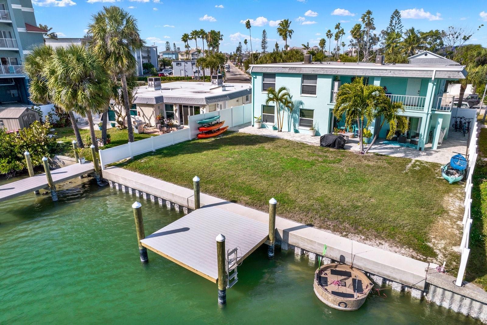 117 140TH AVE E #A, MADEIRA BEACH, FL — photo 2