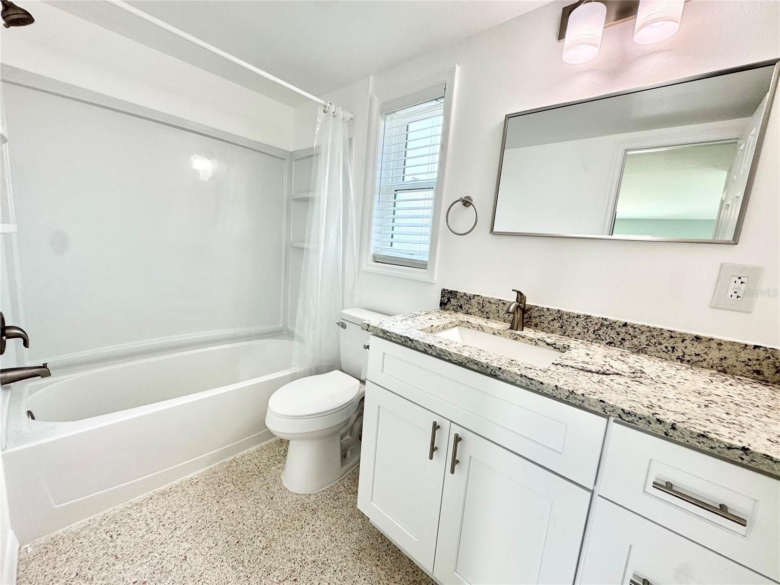 117 140TH AVE E #A, MADEIRA BEACH, FL — photo 14