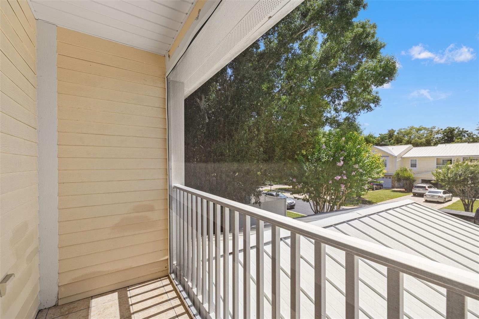 902 WOODBRIDGE CT, SAFETY HARBOR, FL — photo 37
