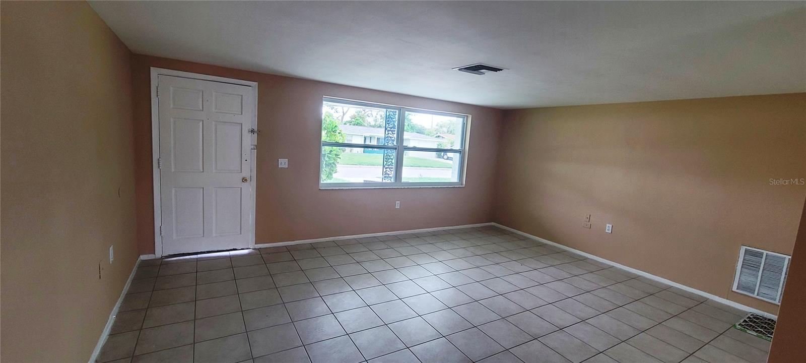 5305 HAWK DR, HOLIDAY, FL — photo 4