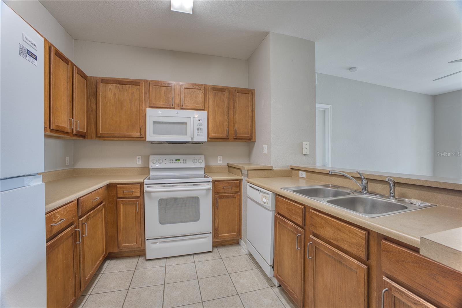 8225 CLAIRE ANN DR #203, ORLANDO, FL — photo 7