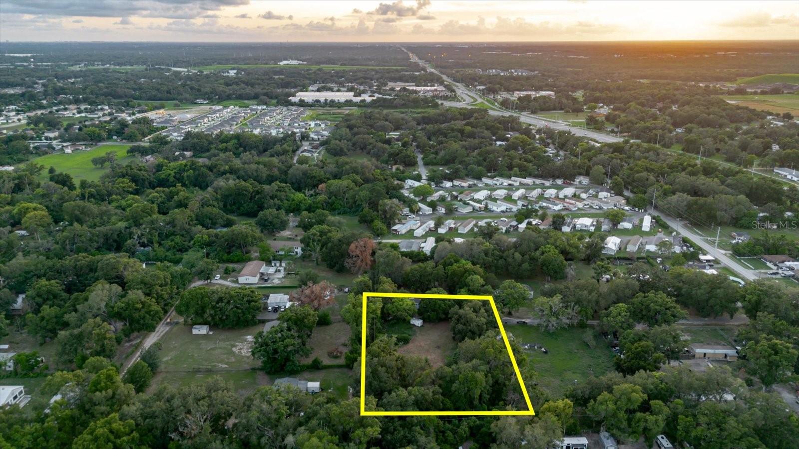 11152 GALAXY LN, THONOTOSASSA, FL — photo 21