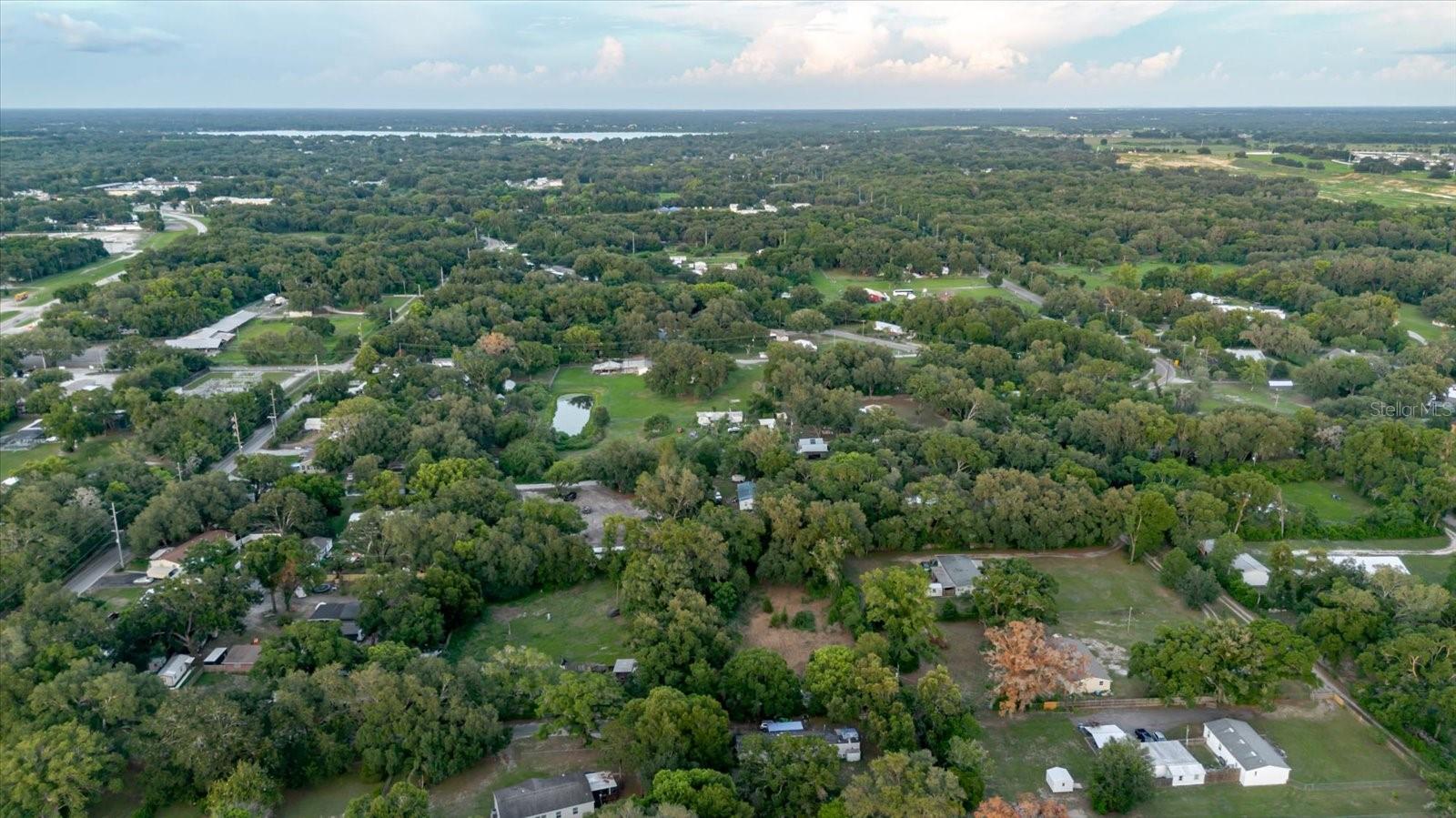 11152 GALAXY LN, THONOTOSASSA, FL — photo 24