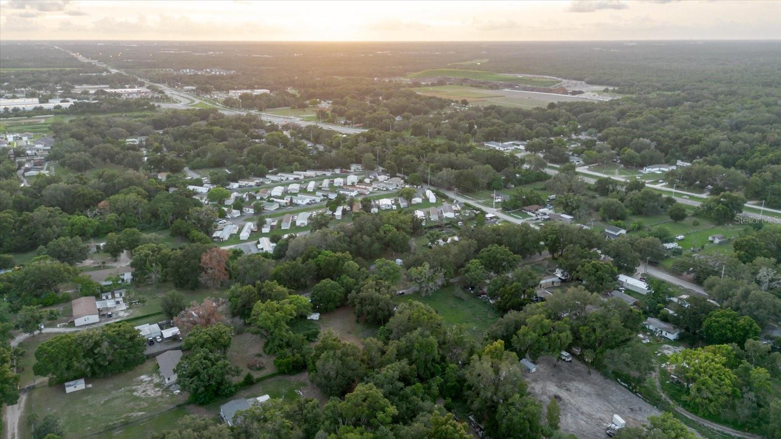 11152 GALAXY LN, THONOTOSASSA, FL — photo 41