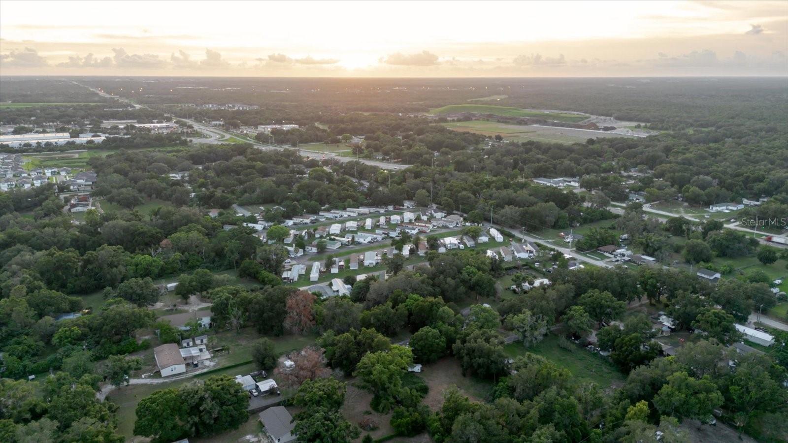 11152 GALAXY LN, THONOTOSASSA, FL — photo 42