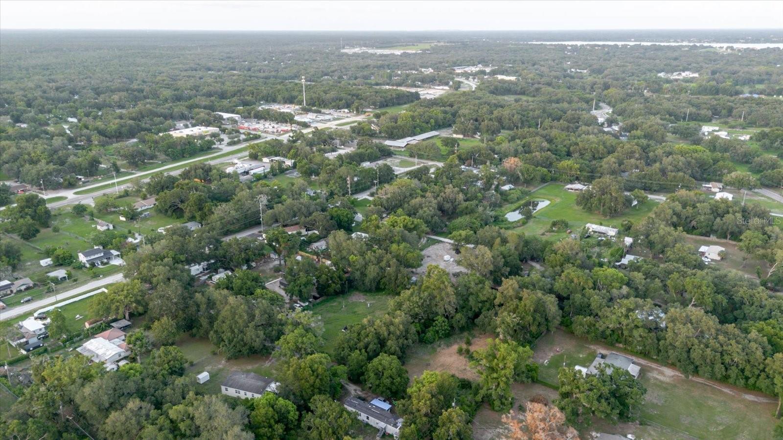 11152 GALAXY LN, THONOTOSASSA, FL — photo 49