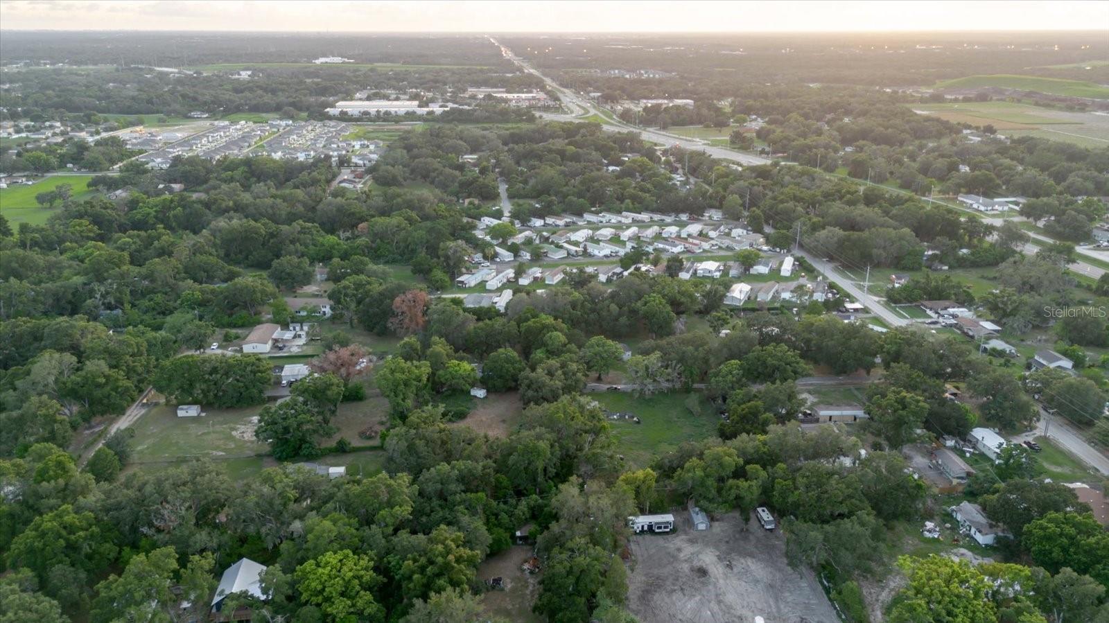 11152 GALAXY LN, THONOTOSASSA, FL — photo 51