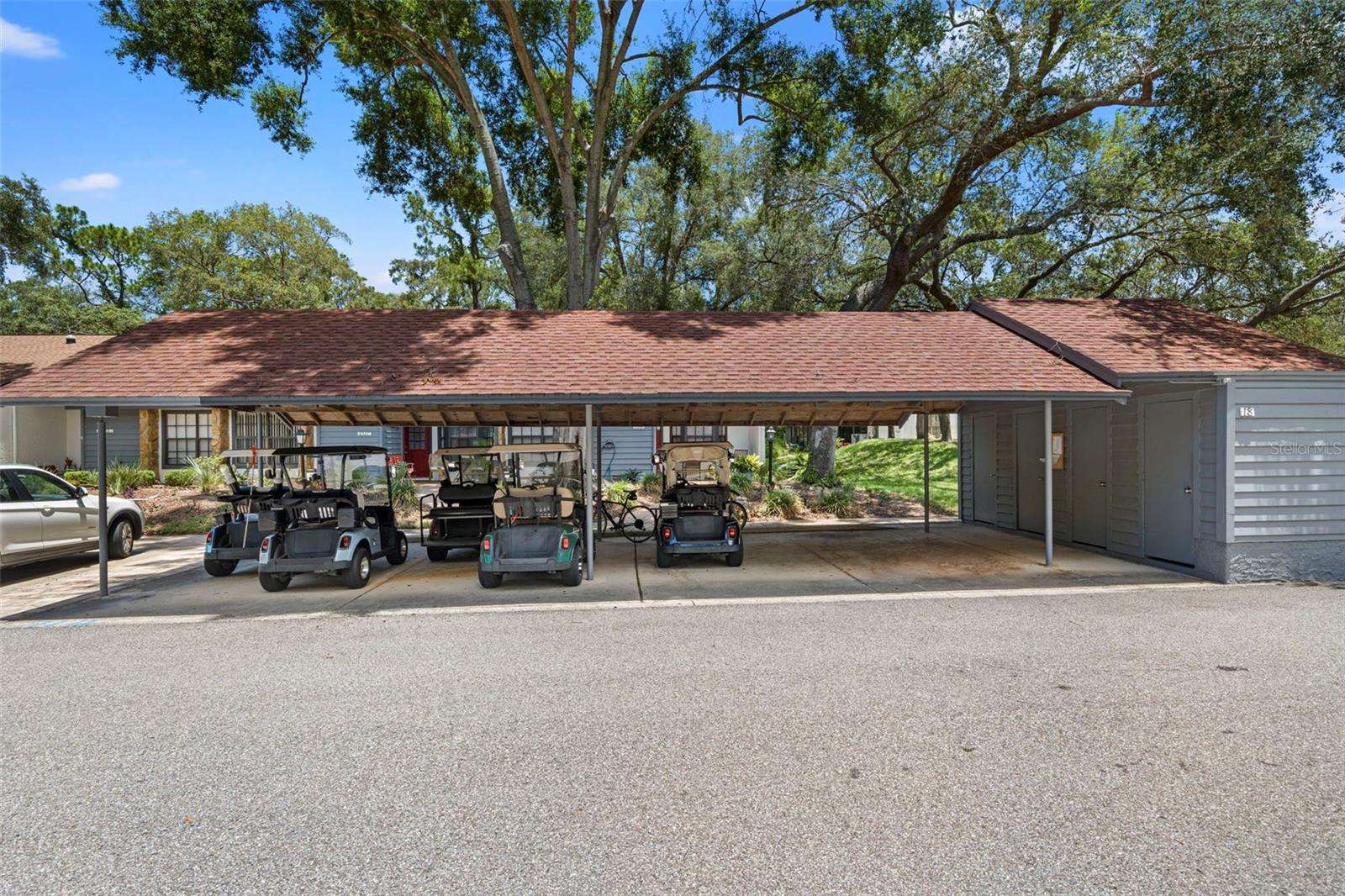 6410 NATURE PRESERVE LN, SPRING HILL, FL — photo 40