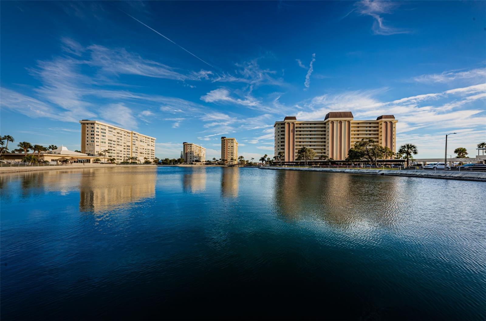 4700 COVE CIR #208, ST PETERSBURG, FL — photo 4