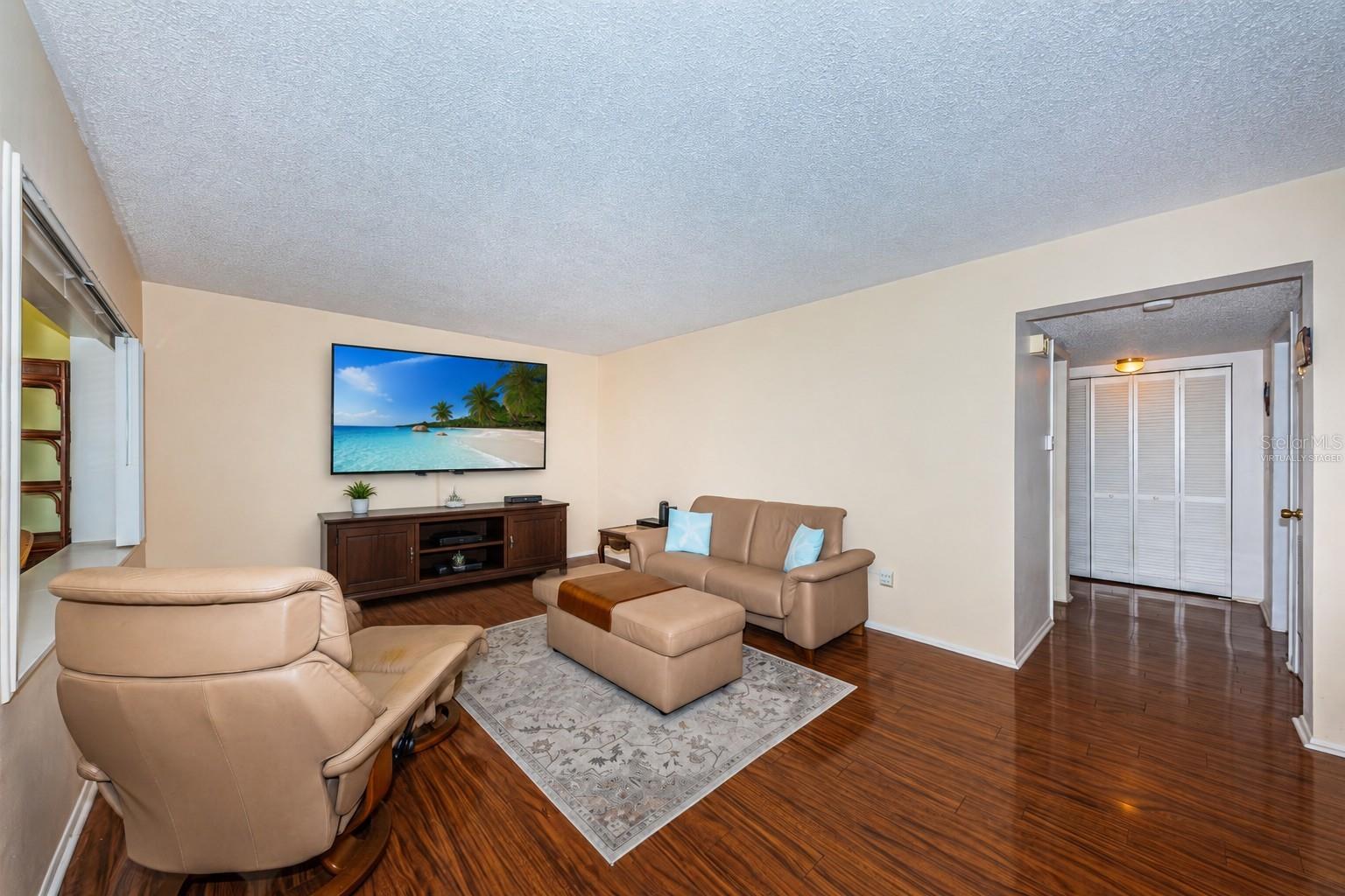 4700 COVE CIR #208, ST PETERSBURG, FL — photo 5