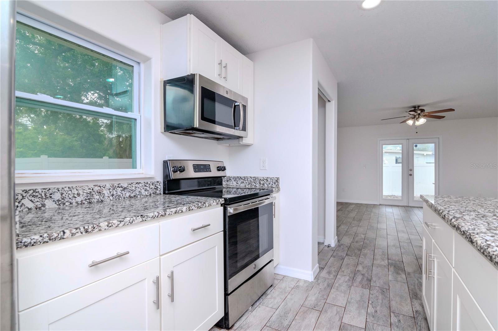 6235 S ADELIA AVE, TAMPA, FL — photo 4