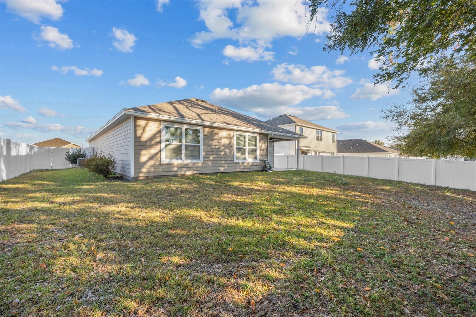 896 NW 253RD DR, NEWBERRY, FL — photo 17