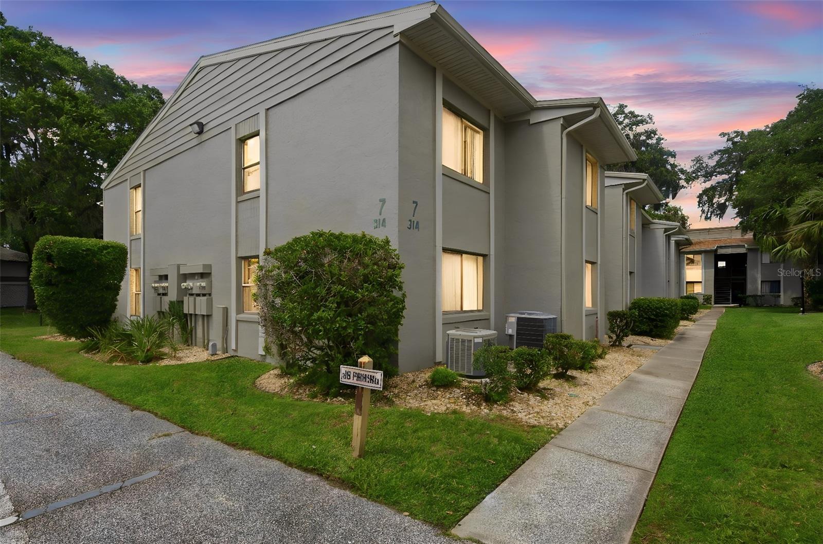 314 PALM COAST PKWY NE #202, PALM COAST, FL