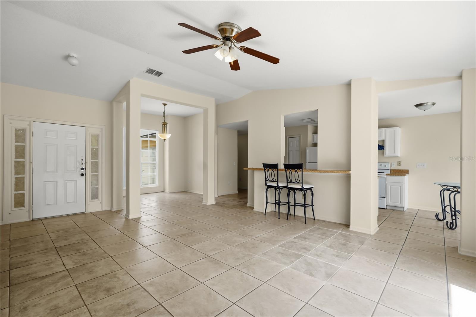412 MARTIGUES DR, KISSIMMEE, FL — photo 3