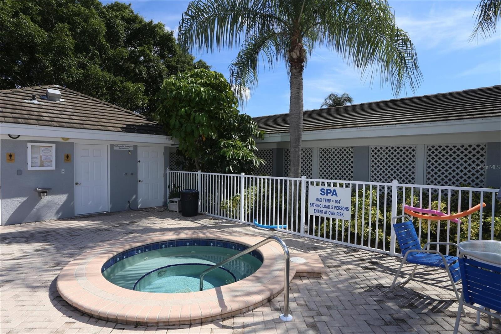 1103 EDGEWATER CIR #1103, BRADENTON, FL — photo 40