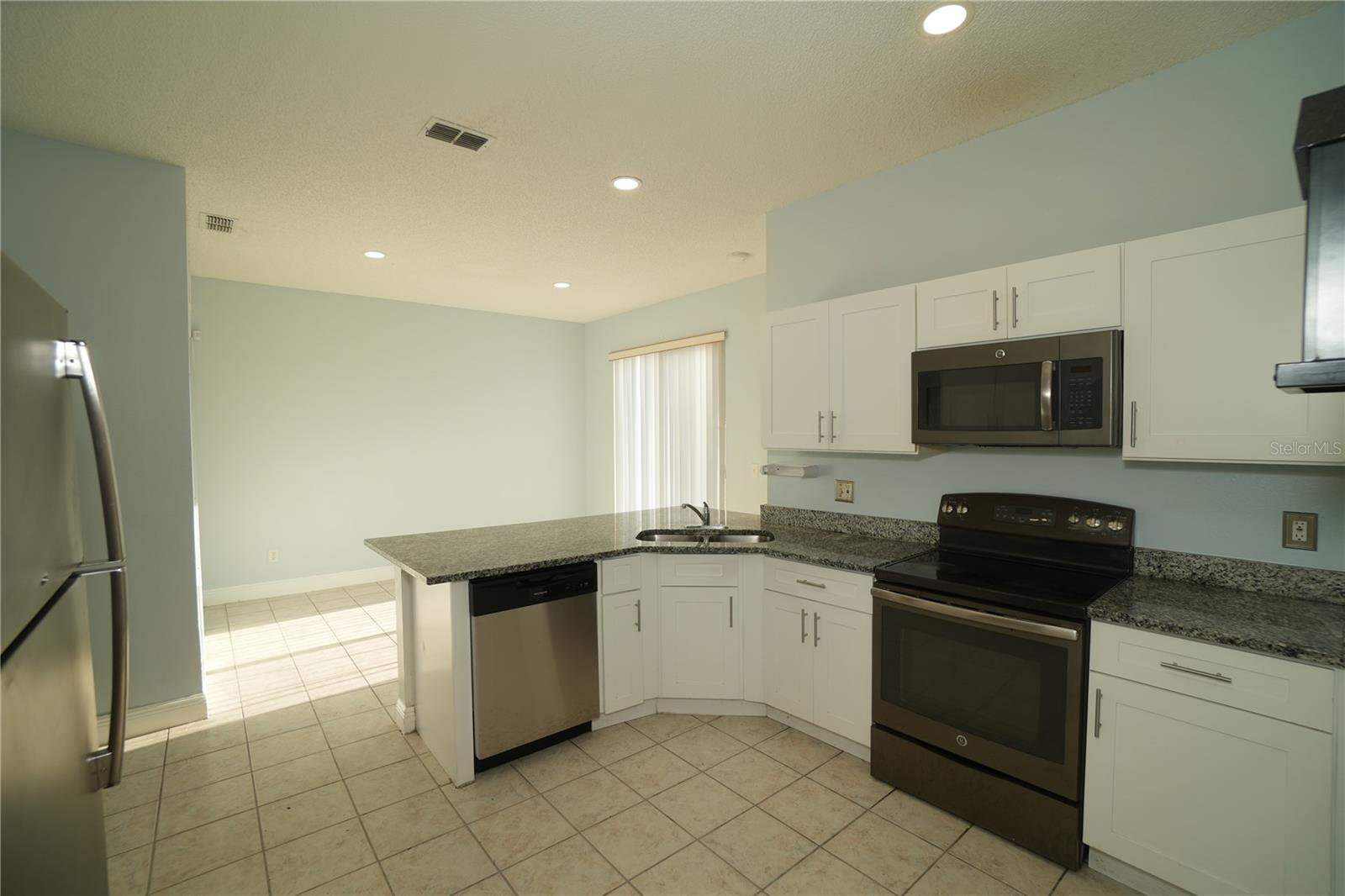 2560 SAGE DR W, KISSIMMEE, FL — photo 8