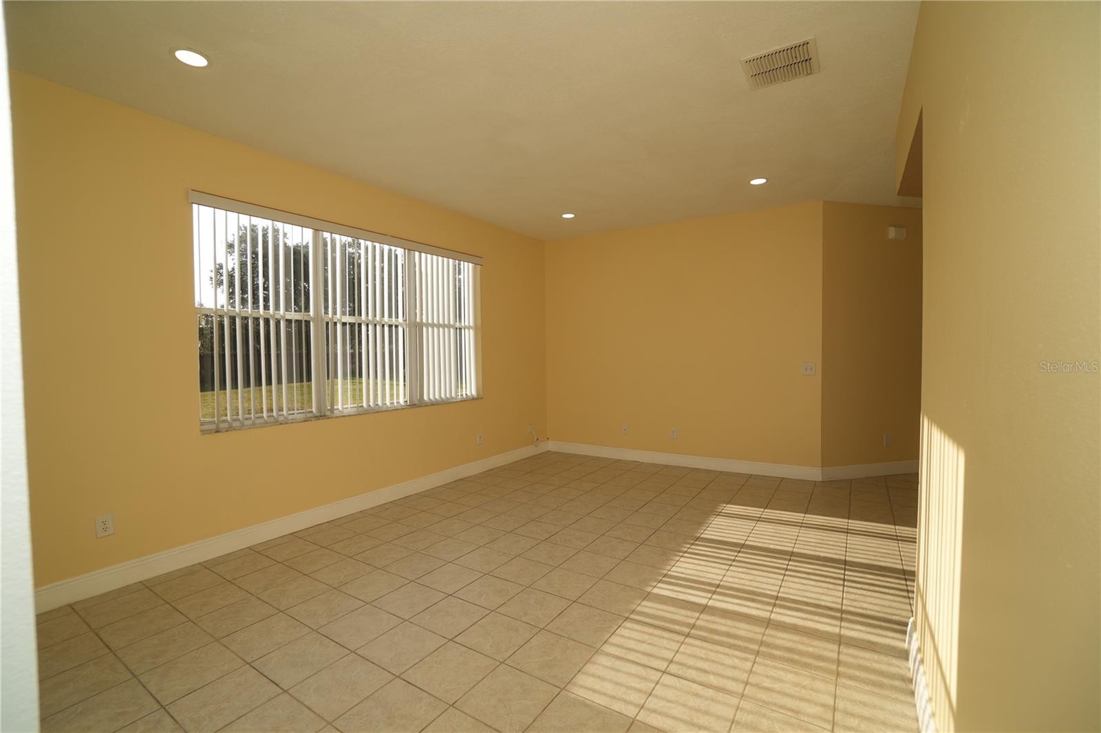 2560 SAGE DR W, KISSIMMEE, FL — photo 6