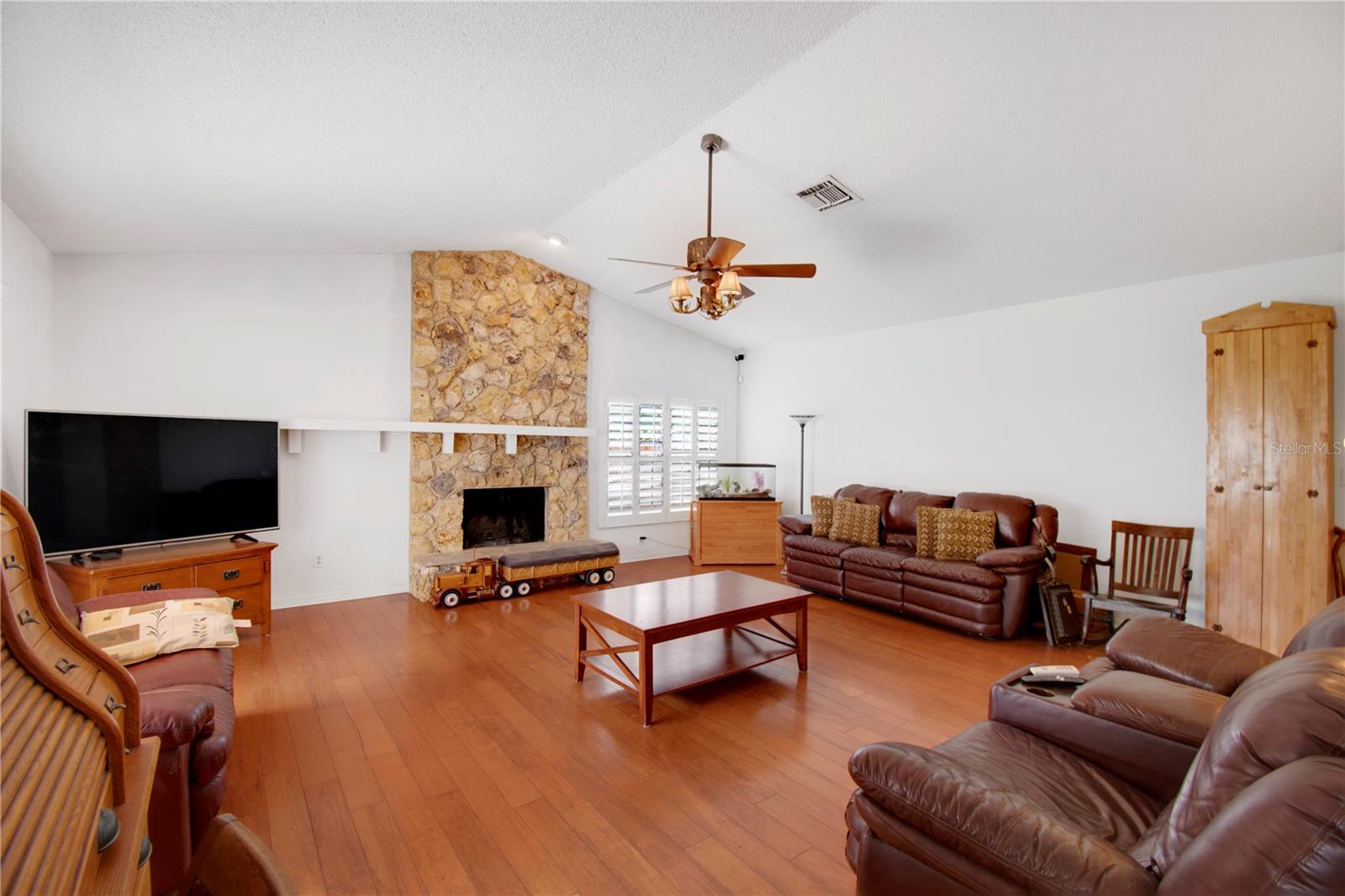 8628 GRANADA BLVD, ORLANDO, FL — photo 6