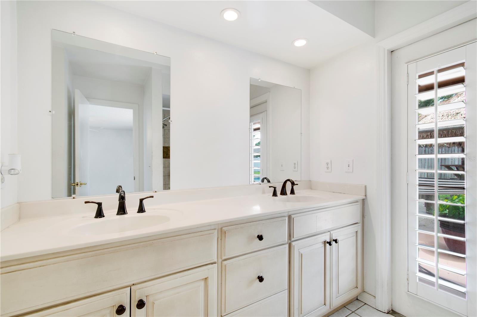 8628 GRANADA BLVD, ORLANDO, FL — photo 28