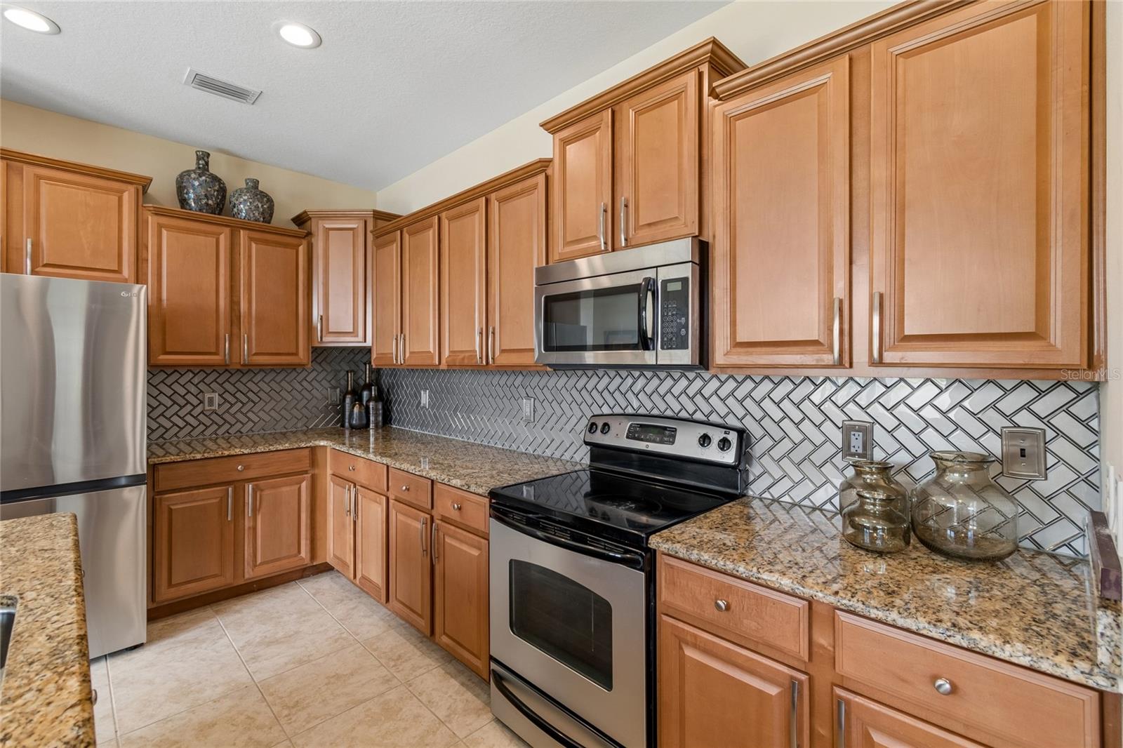 13344 GRAHAM YARDEN, RIVERVIEW, FL — photo 17