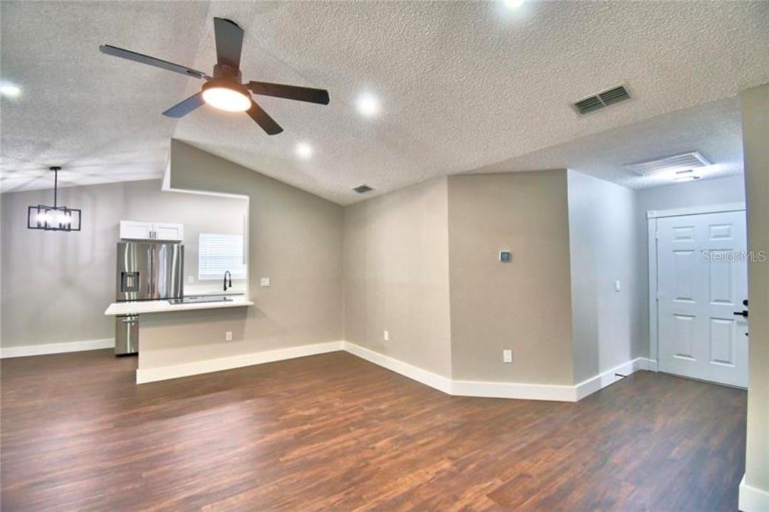 7504 WILLOW WISP DR E, LAKELAND, FL — photo 8