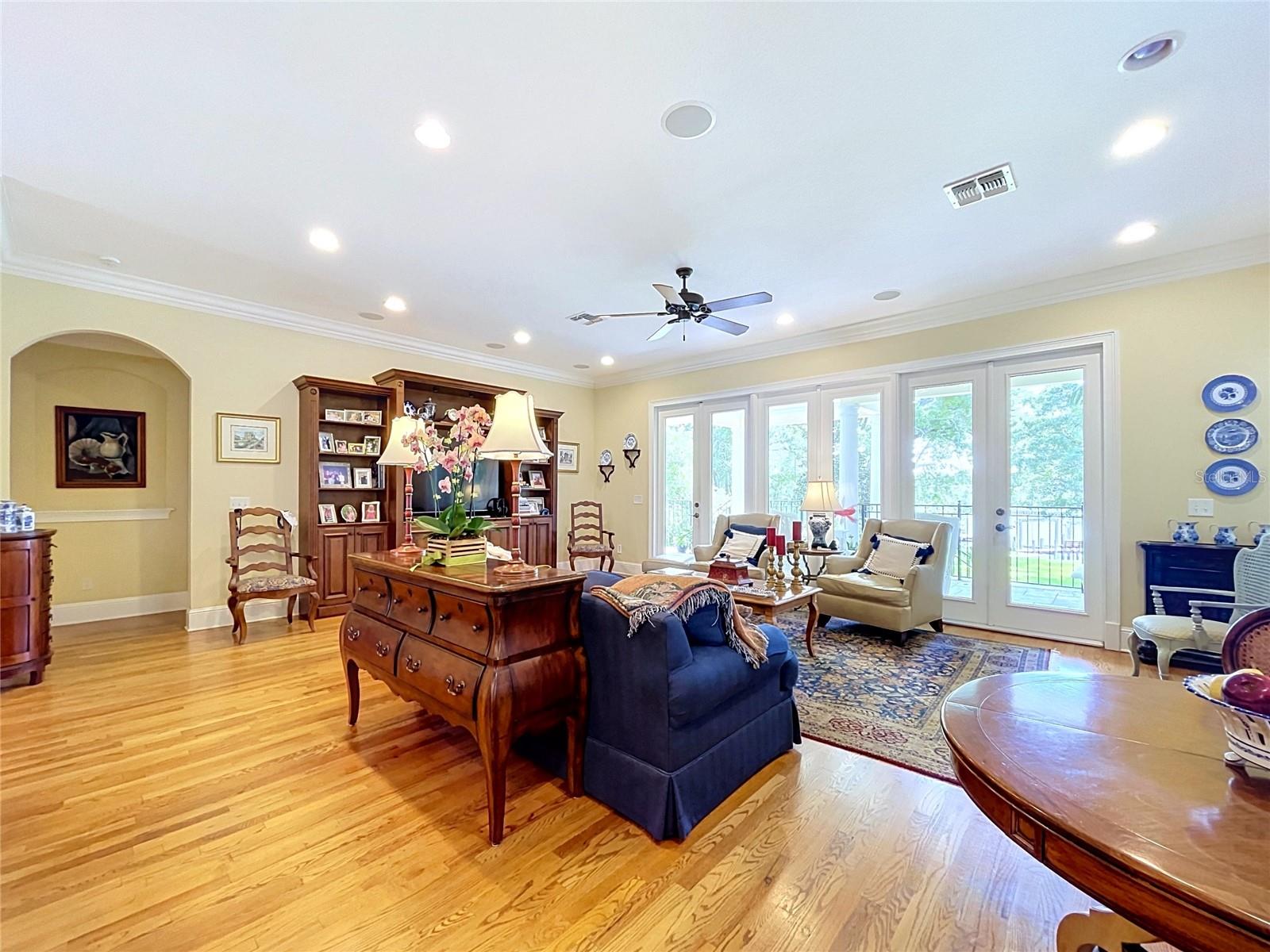 3312 N PERRY AVE, TAMPA, FL — photo 18