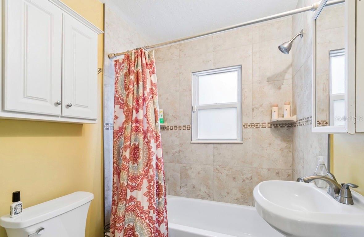 2120 43RD TER N, ST PETERSBURG, FL — photo 12