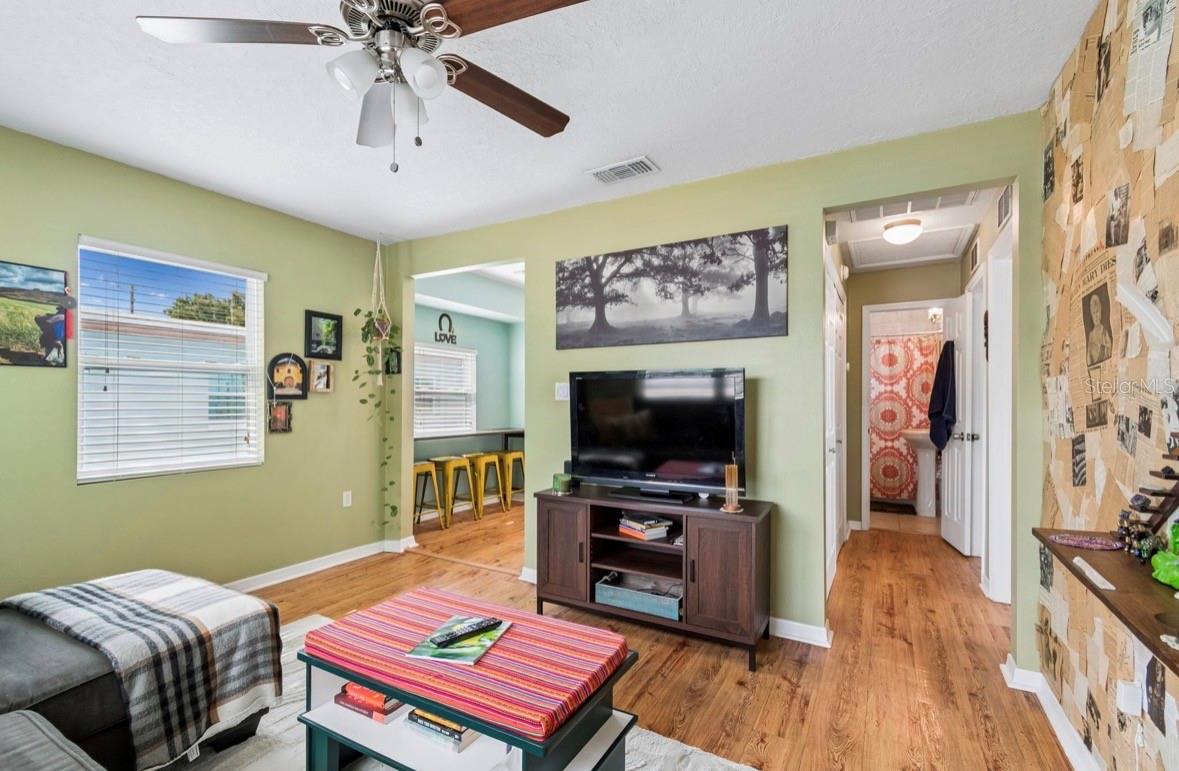 2120 43RD TER N, ST PETERSBURG, FL — photo 18