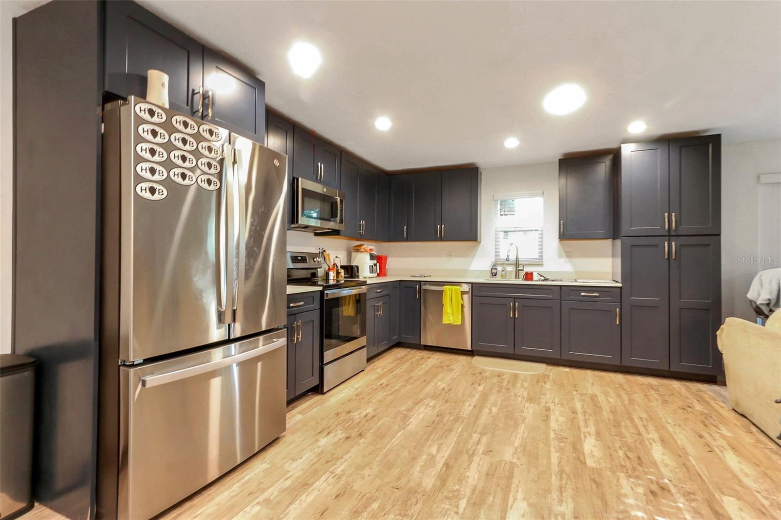 923 OXFORD ST, LONGWOOD, FL — photo 3