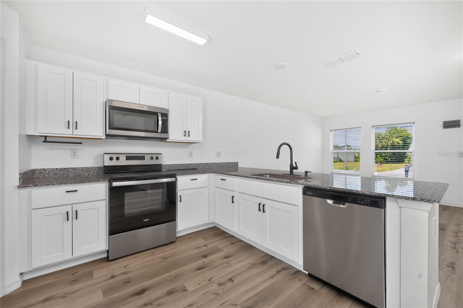 1550 PAXTON TER, PORT CHARLOTTE, FL — photo 16