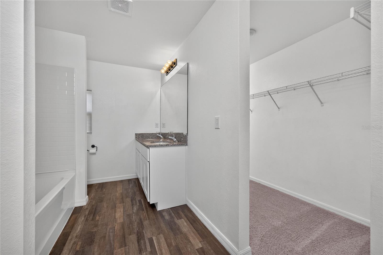 1550 PAXTON TER, PORT CHARLOTTE, FL — photo 28