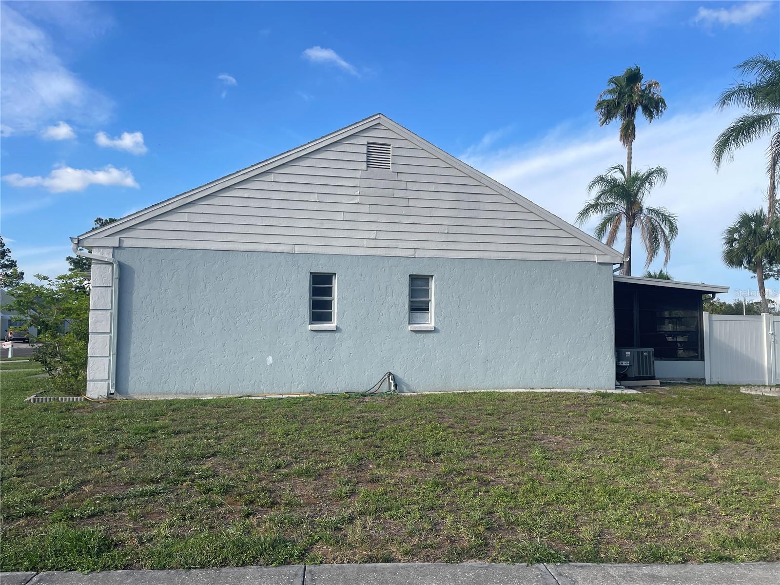 11001 SUNSWEPT PL, TAMPA, FL — photo 3