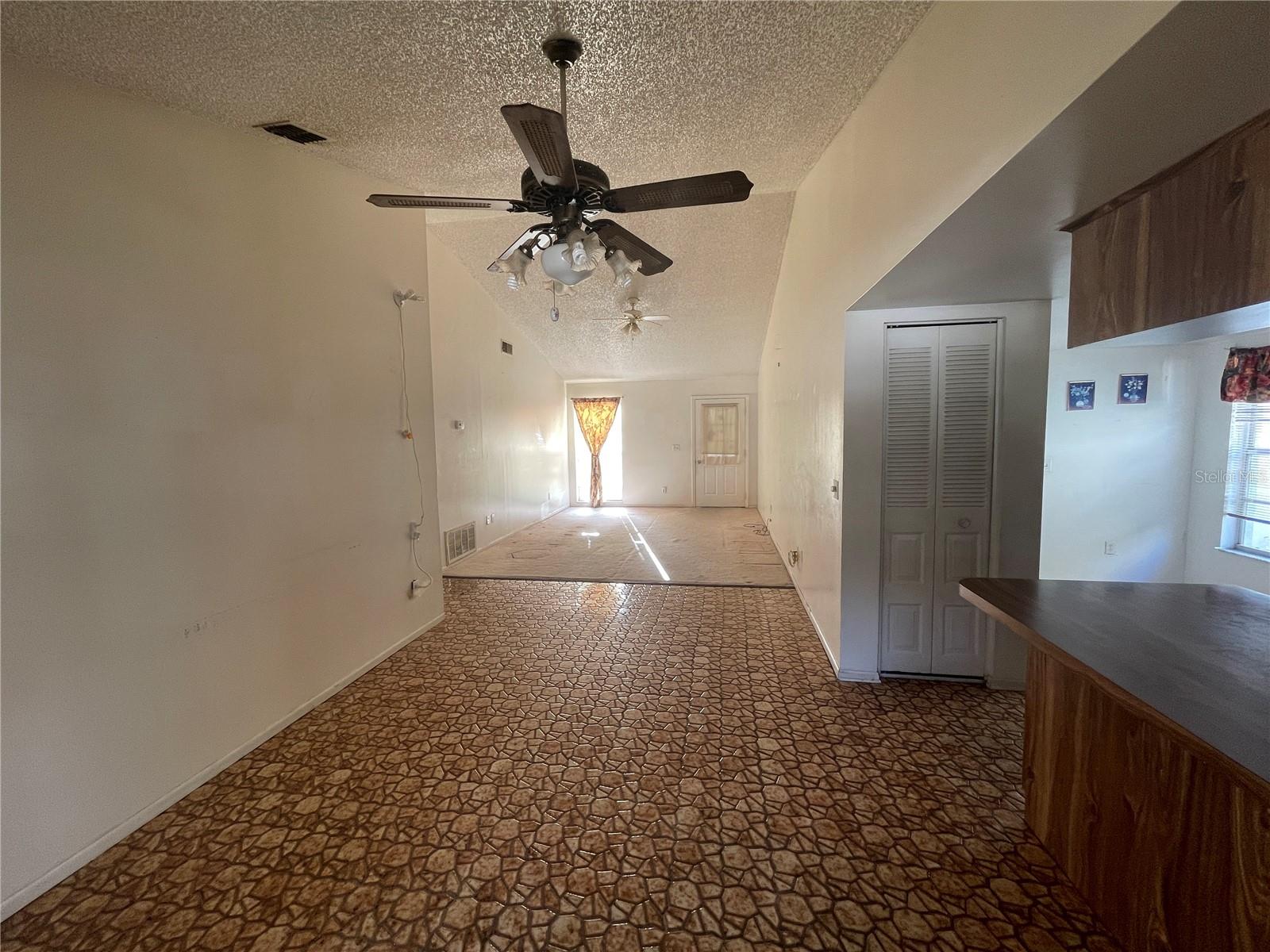 11001 SUNSWEPT PL, TAMPA, FL — photo 8