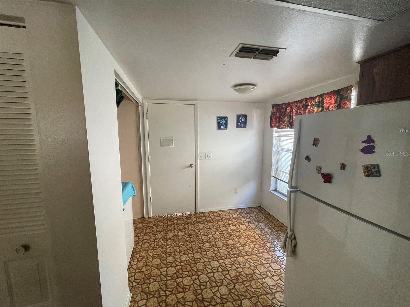 11001 SUNSWEPT PL, TAMPA, FL — photo 12