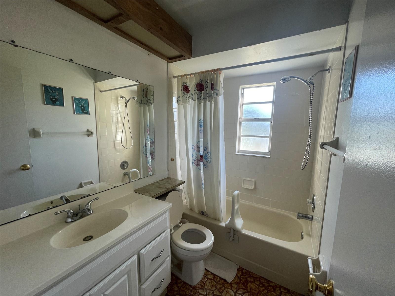 11001 SUNSWEPT PL, TAMPA, FL — photo 20