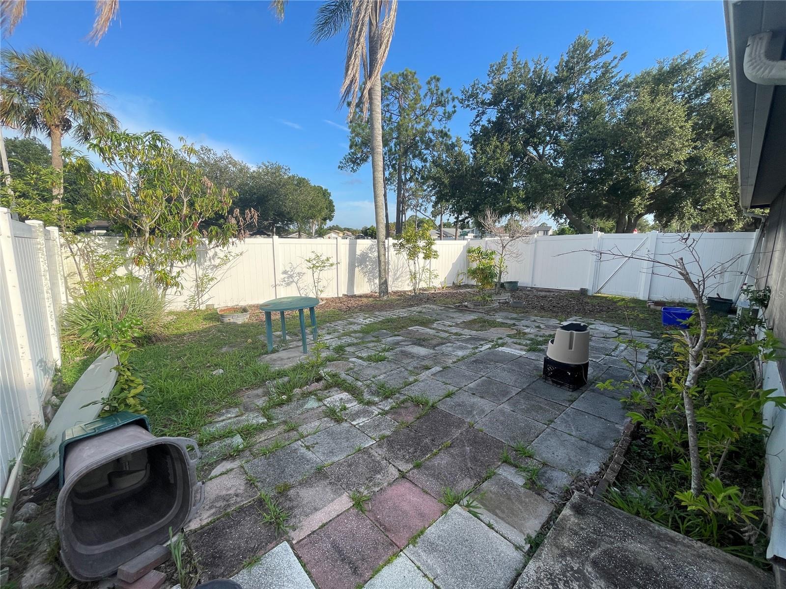 11001 SUNSWEPT PL, TAMPA, FL — photo 32
