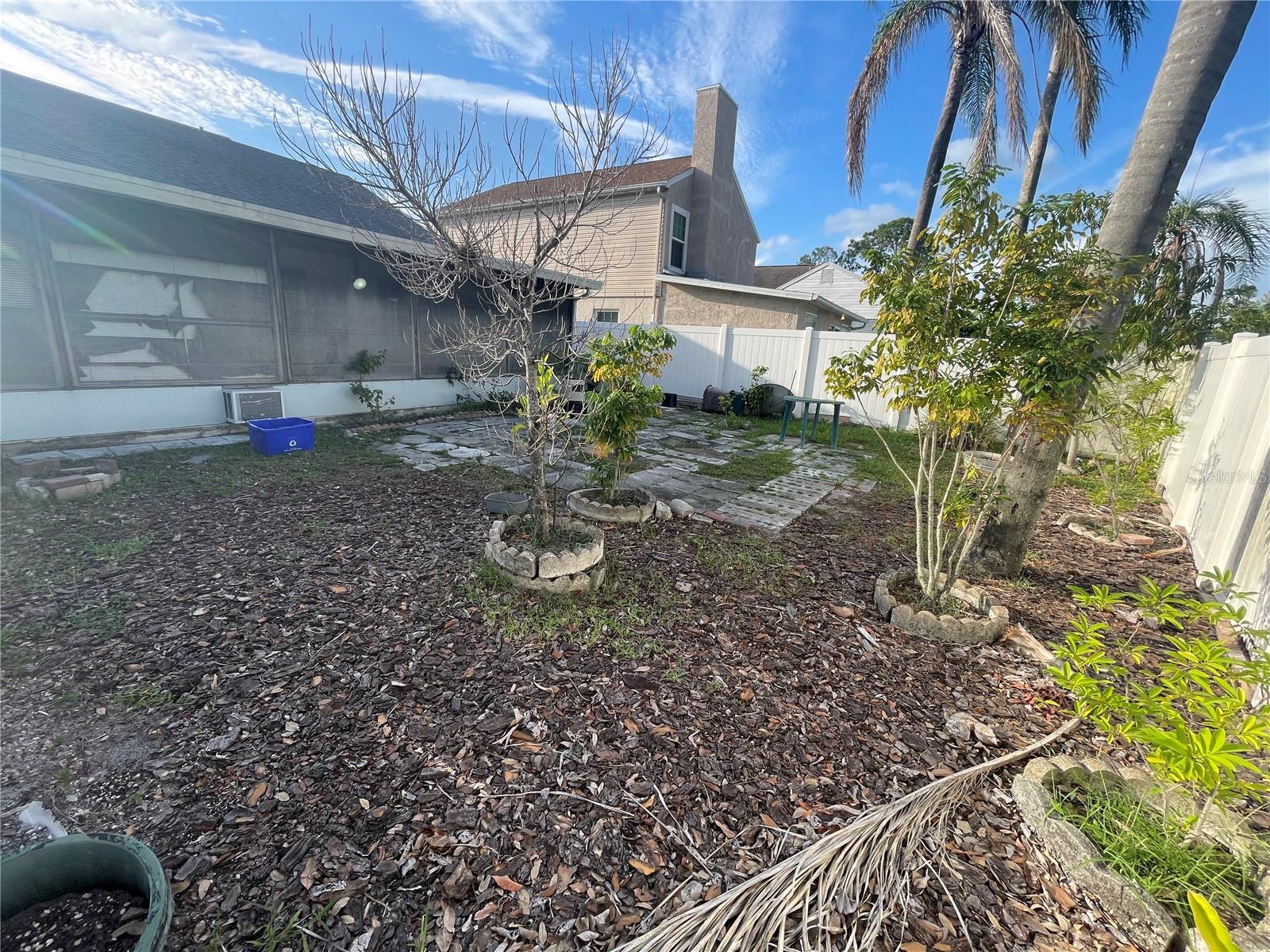 11001 SUNSWEPT PL, TAMPA, FL — photo 33