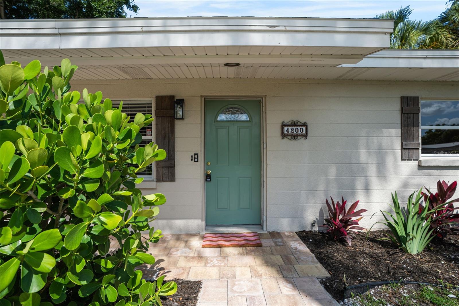 4200 DES PLAINES DR, SARASOTA, FL — photo 5
