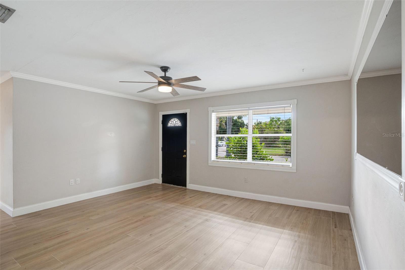 4200 DES PLAINES DR, SARASOTA, FL — photo 11