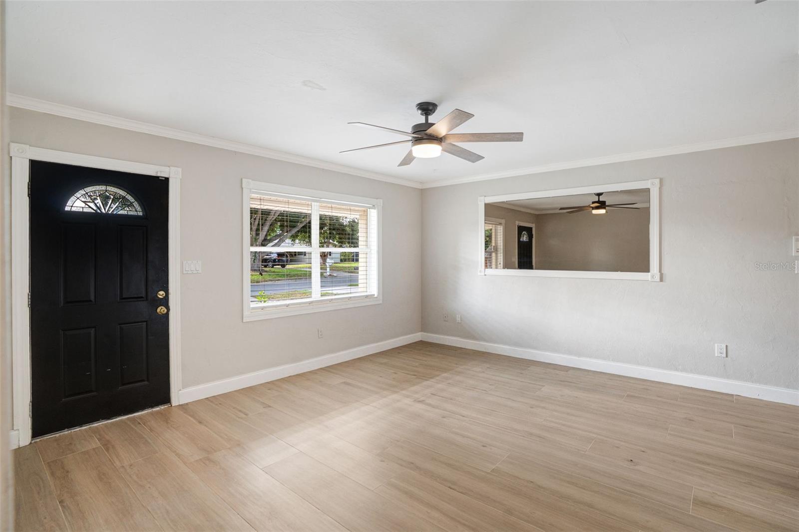 4200 DES PLAINES DR, SARASOTA, FL — photo 12