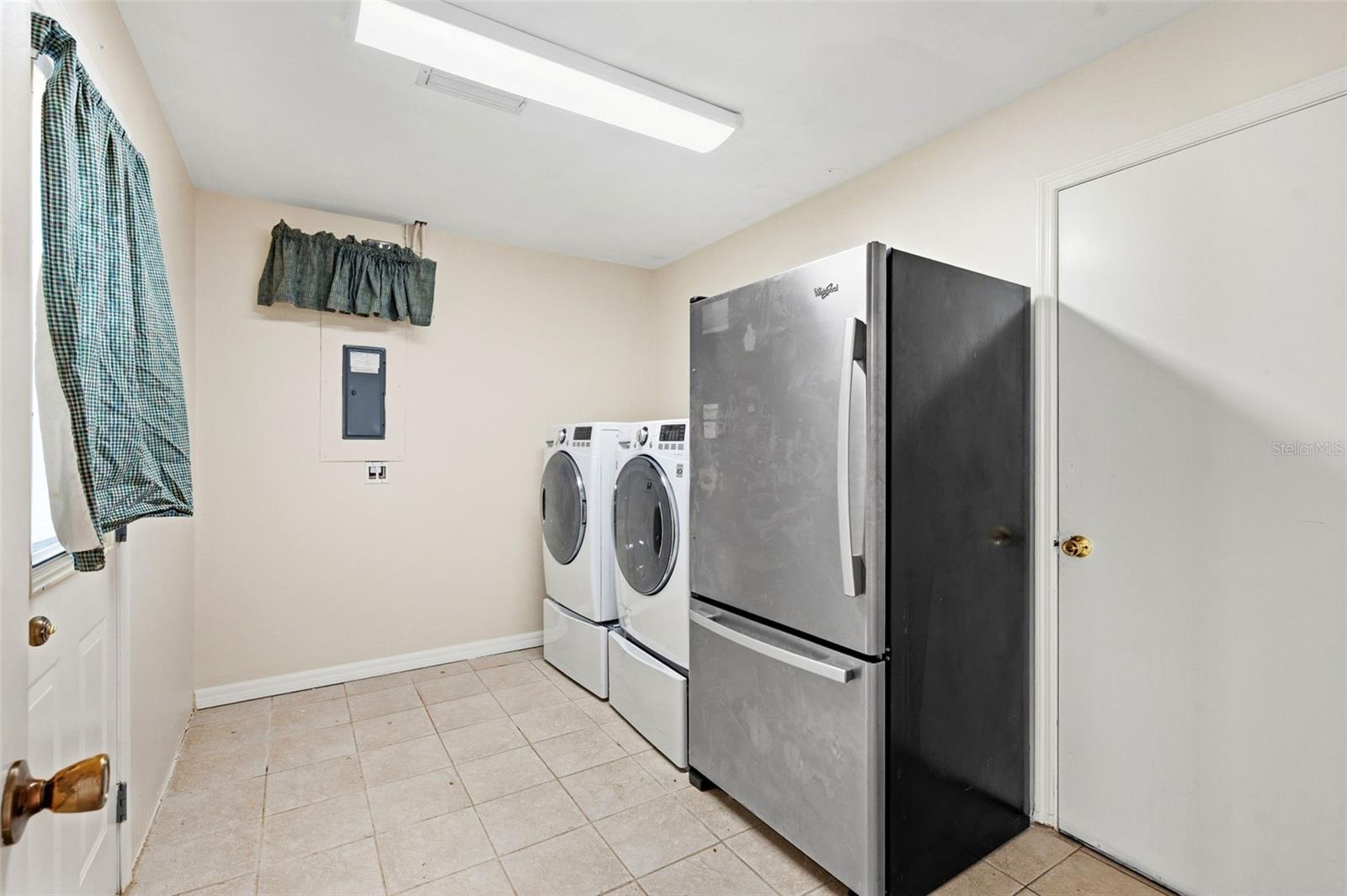 345 BAILEY ST, SAFETY HARBOR, FL — photo 21