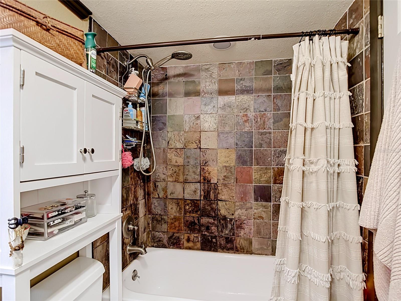 11805 RAINTREE LAKE LN #B, TEMPLE TERRACE, FL — photo 26
