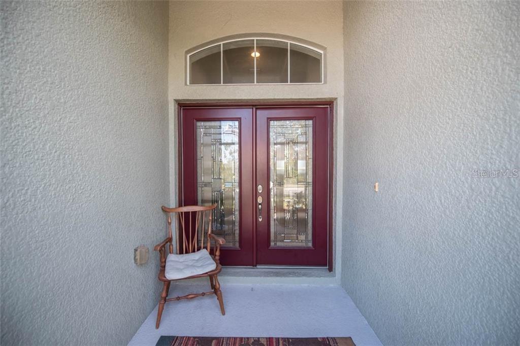 1742 MIRA LAGO CIR, RUSKIN, FL — photo 4