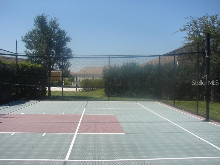 1742 MIRA LAGO CIR, RUSKIN, FL — photo 36