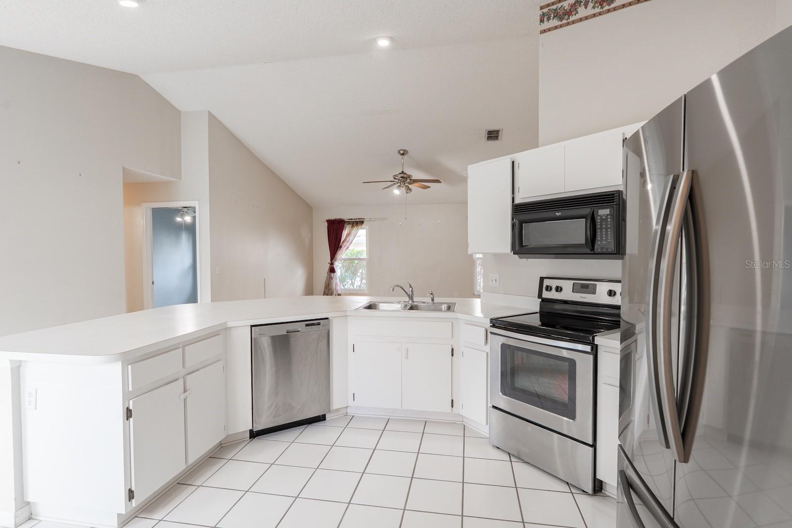 10435 CRESTFIELD DR, RIVERVIEW, FL — photo 13