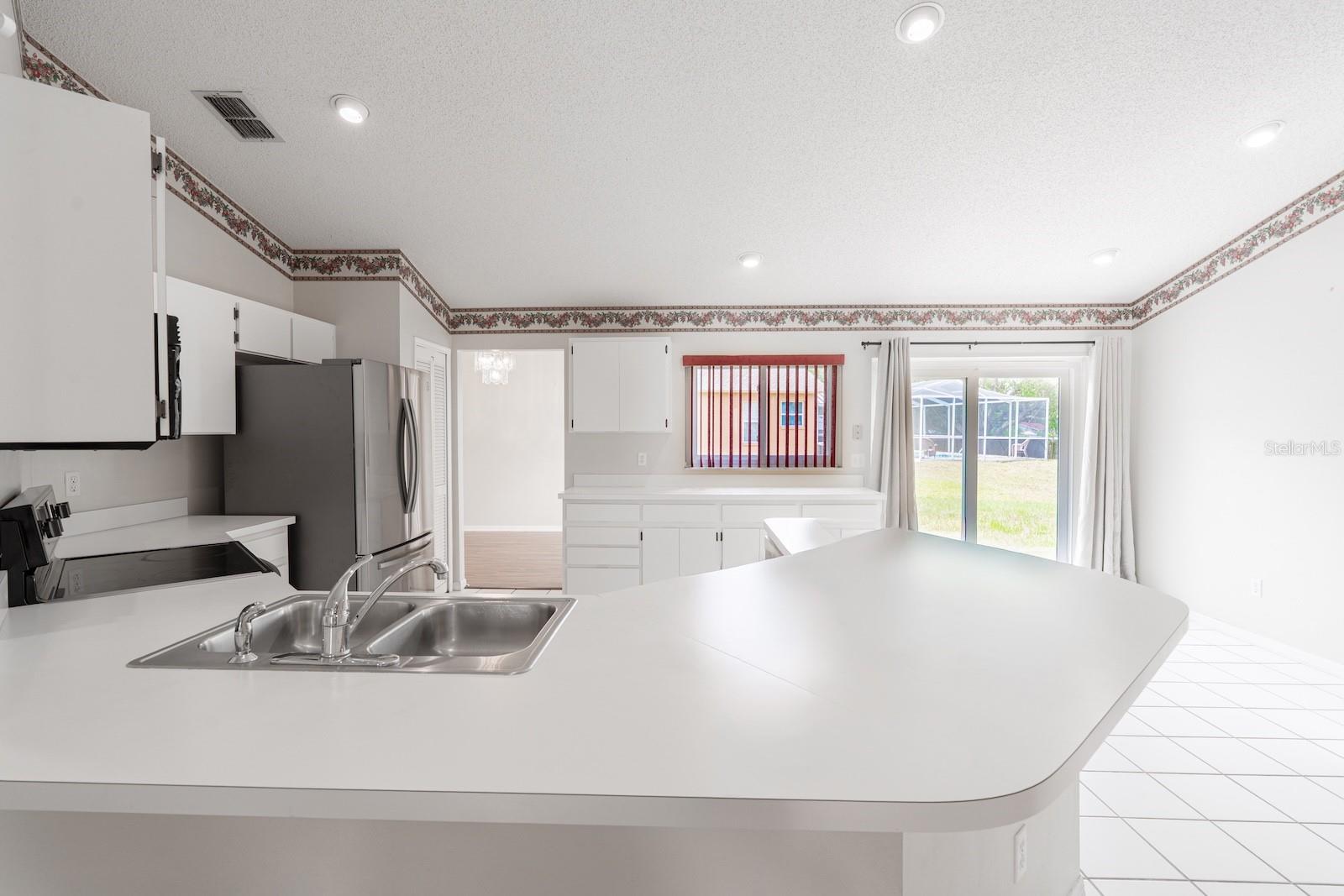 10435 CRESTFIELD DR, RIVERVIEW, FL — photo 17